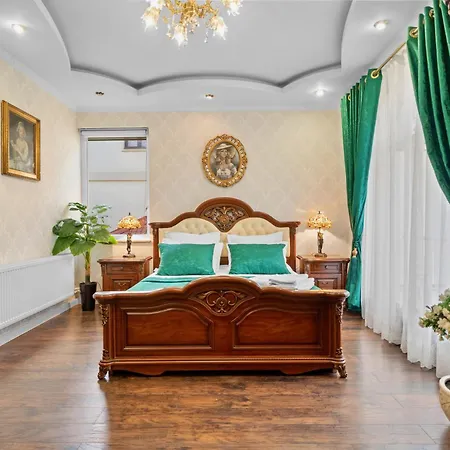 Luxurious With Lush Garden And Huge Terrace Near Herastrau Park * Bucharest