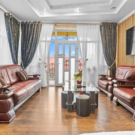 Apartment Luxurious With Lush Garden And Huge Terrace Near Herastrau Park *