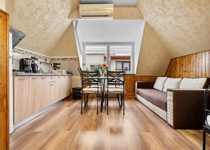 Lejlighed Luxurious With Huge Garden, Terrace & Outdoor Space *