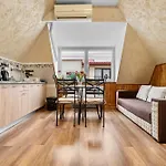 公寓 Luxurious With Huge Garden, Terrace & Outdoor Space *
